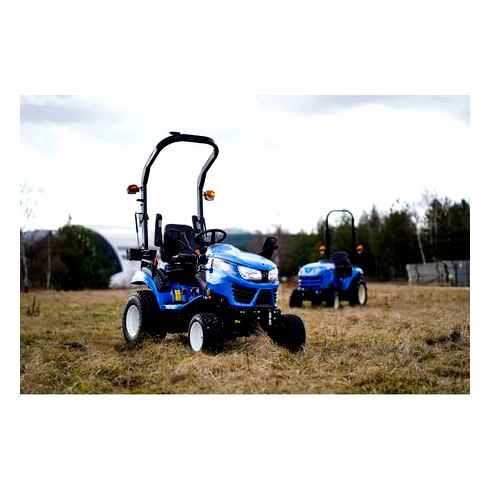 Jak si vybrat nejlepší kompaktní traktor pro malé farmy. Malý traktor se sekačkou