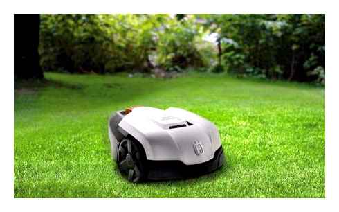 Nejlepší levné robotické trávníky (2023). Robotická sekačka na trávu